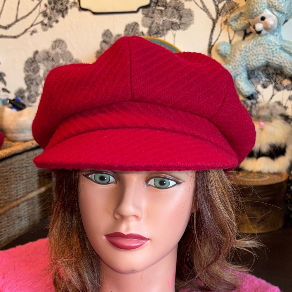 Red Wool Baker Boy Hat — Women's Fashion Cap